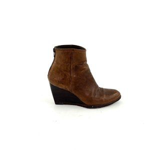 Stuart Weitzman Brown Leather Ankle Boots 7.5